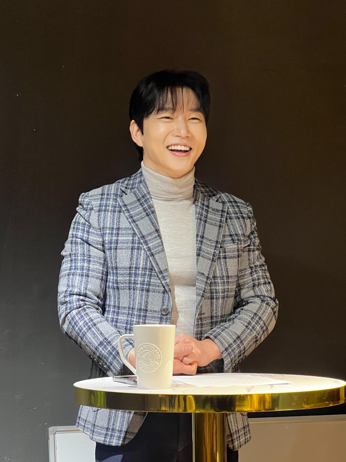 Yune Gyeol (Elliot J Yune) — Co-Chairman, HL GROUP